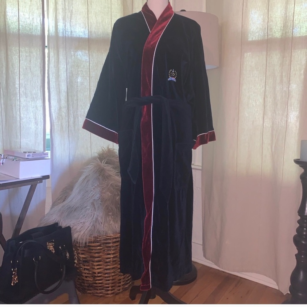 Vintage Christian Dior Robe 😎